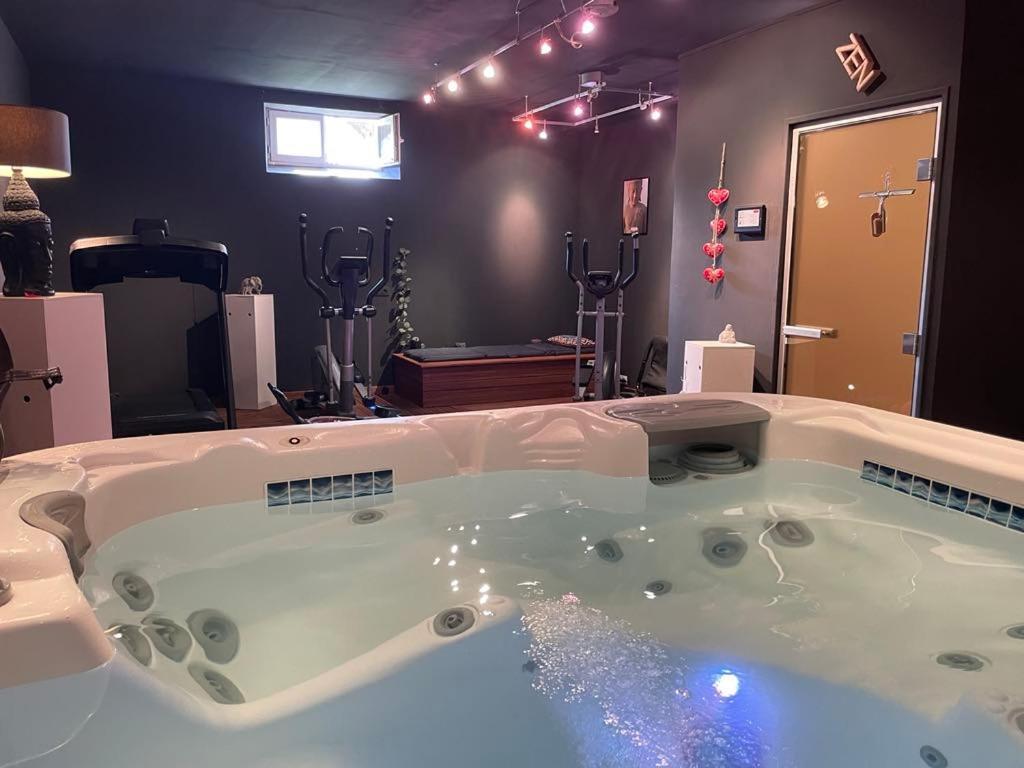 Gite A La Campagne Les Grandes Maisons Espace Jacuzzi Hammam Spa Lorris Buitenkant foto