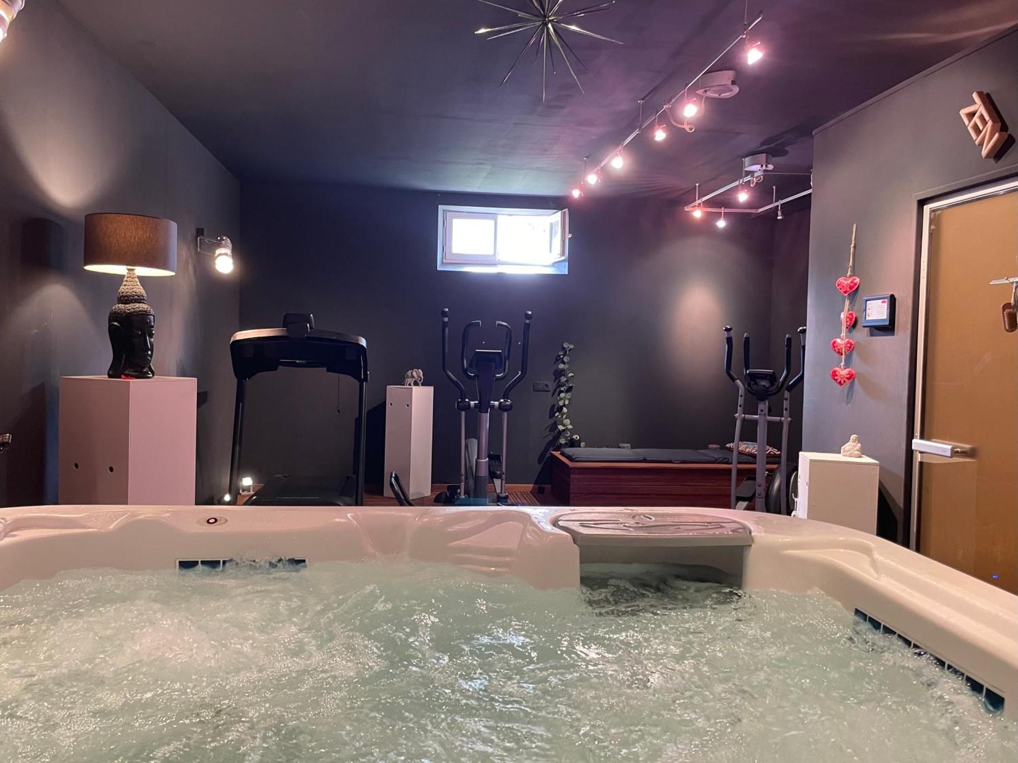 Gite A La Campagne Les Grandes Maisons Espace Jacuzzi Hammam Spa Lorris Buitenkant foto